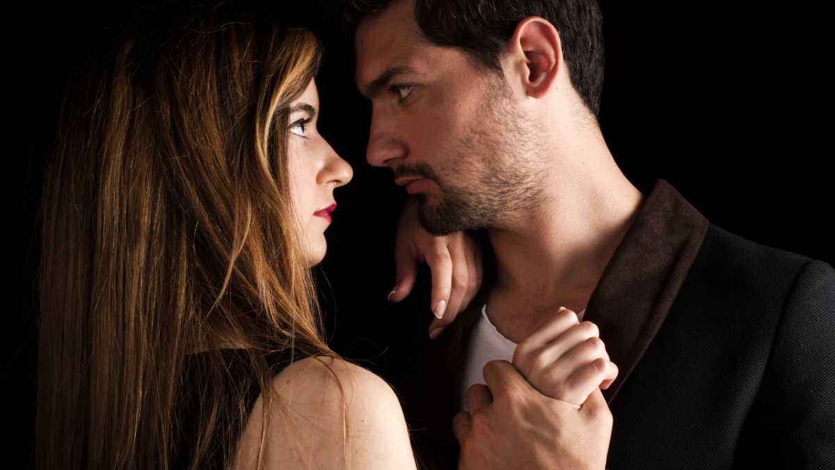 Sexo Semanal e Felicidade: O que Realmente Importa no Relacionamento?